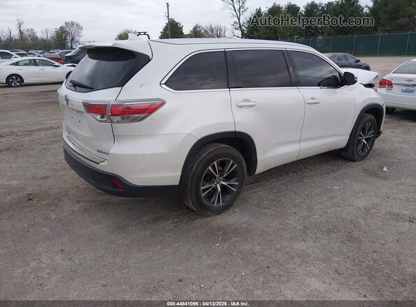 5TDJKRFH2GS285405 2016 TOYOTA LE Белый Задняя правая четверть