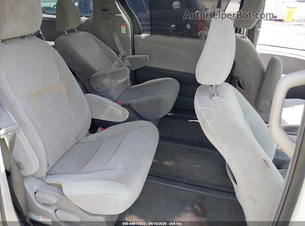 5TDJZ3DC8JS194274 2018 TOYOTA LE White VIN sticker view