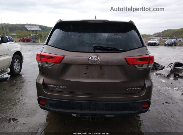 5TDJZRFH7JS866546 2018 TOYOTA LE Brown 