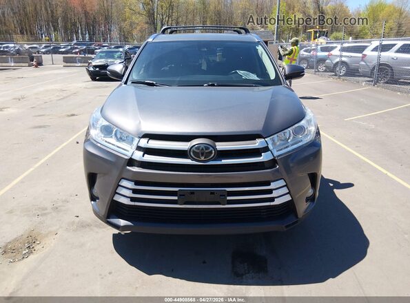 5TDJZRFH9JS486897 2018 TOYOTA LE Gray Instrument cluster view