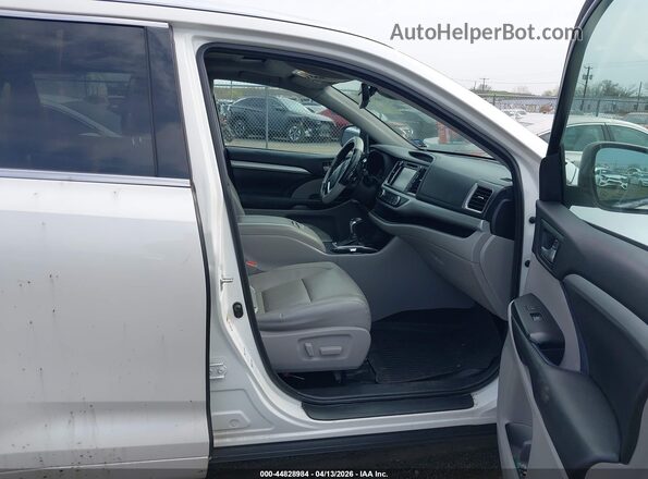 5TDJZRFHXJS882515 2018 TOYOTA LE White Widok wnętrza z przodu