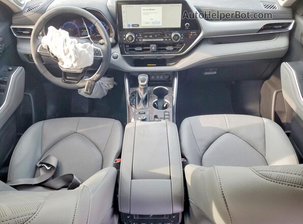 5TDKDRBH0SS583254 2025 TOYOTA HIGHLANDER Silver Dashboard view
