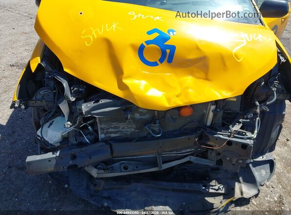 5TDKZ3DC0LS086092 2020 TOYOTA LE Yellow 