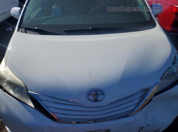 5TDKZ3DC5HS858674 2017 TOYOTA SIENNA Белый Вид подкапотного пространства