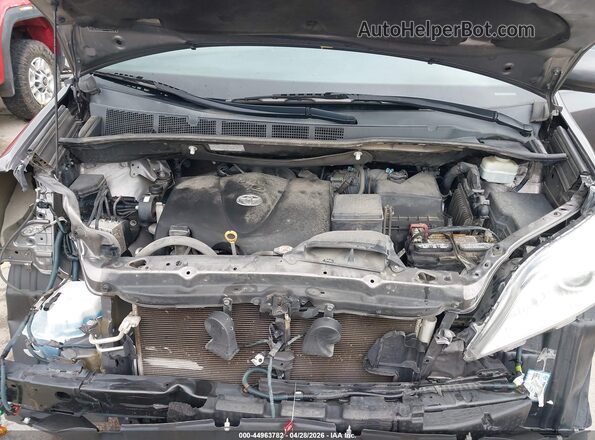 5TDKZ3DC7LS023426 2020 TOYOTA LE Gray Вид ззаду