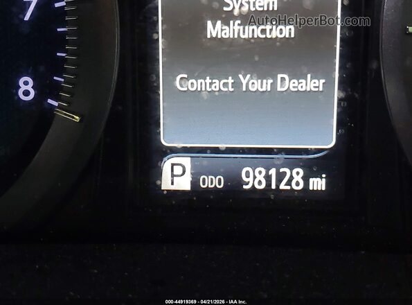 5TDKZ3DC8JS921658 2018 TOYOTA LE White 