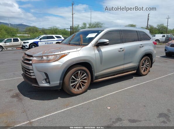 5TDKZRFH0KS567115 2019 TOYOTA LE Silver წინა მარცხენა ხედი სამი მეოთხედიდან