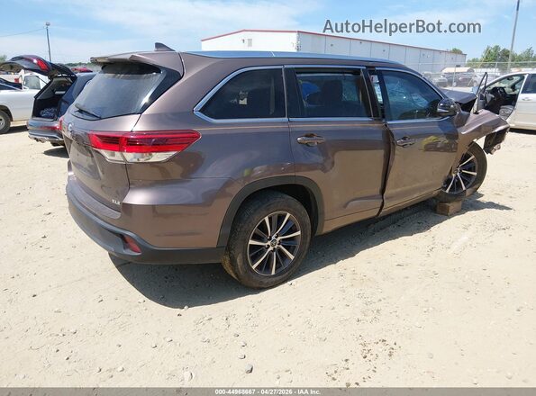5TDKZRFH1JS247509 2018 TOYOTA LE Brown Հետևի աջ