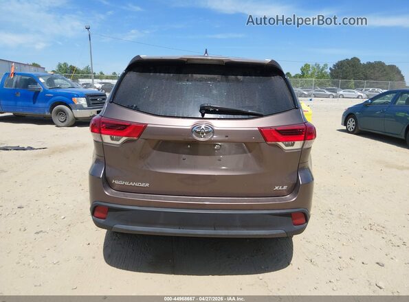 5TDKZRFH1JS247509 2018 TOYOTA LE Brown 