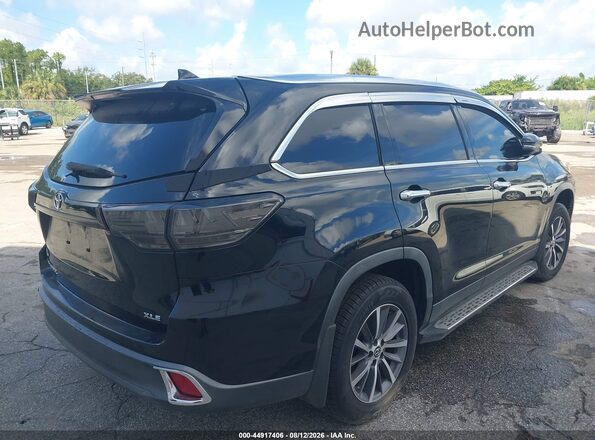 5TDKZRFH7KS357451 2019 TOYOTA LE Black 