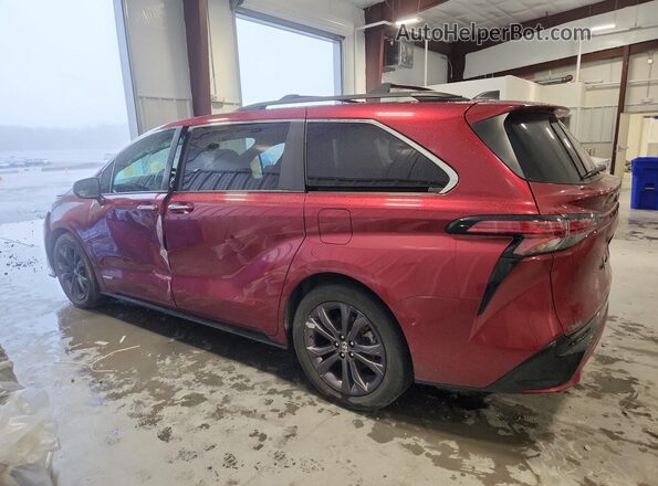 5TDXRKEC3MS056858 2021 TOYOTA SIENNA Burgundy Հետևի ձախ