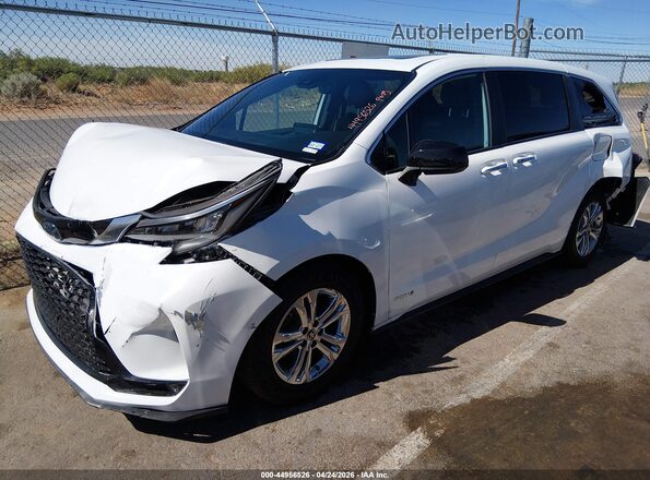 5TDXSKFC8MS002829 2021 TOYOTA SIENNA White Vista tres cuartos delantera izquierda