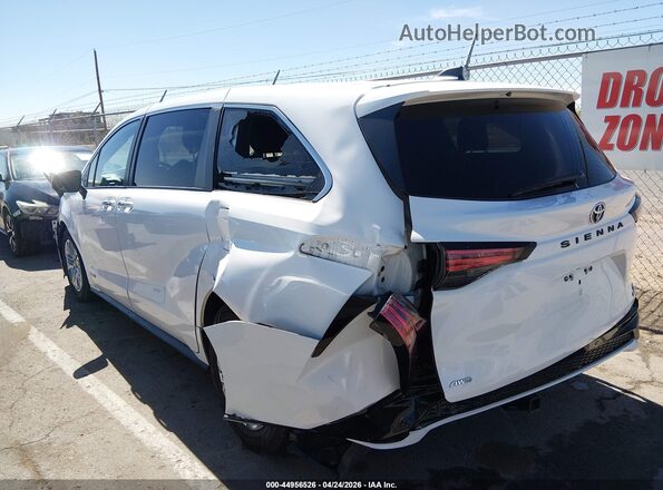 5TDXSKFC8MS002829 2021 TOYOTA SIENNA White Vista interior de 360 grados