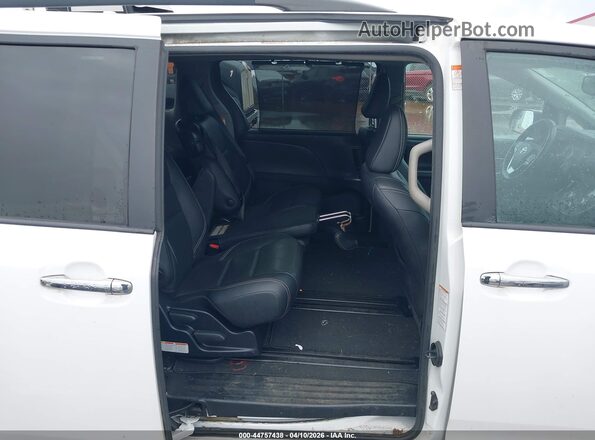 5TDXZ3DC6LS064149 2020 TOYOTA SIENNA White VIN sticker view