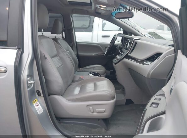 5TDYK3DC8GS692485 2016 TOYOTA LE Silver Front interior view