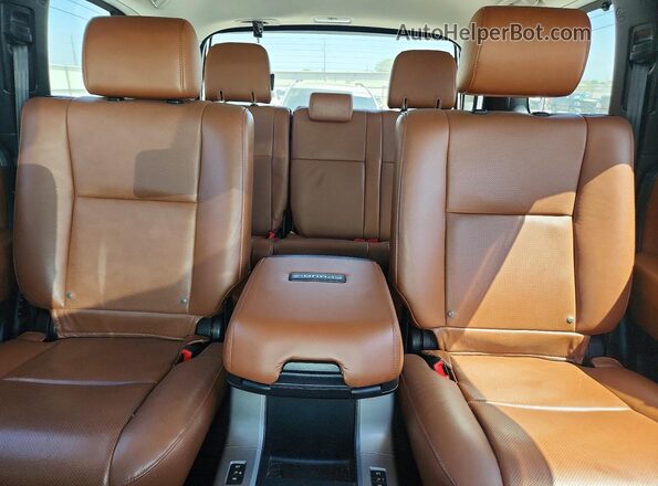 5TDYY5G17GS062574 2016 TOYOTA SEQUOIA White Հետևի նստատեղերի տեսք
