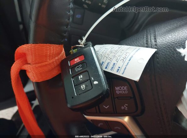 5TDYZRFH2JS242619 2018 TOYOTA LIMITED Белый Вид подкапотного пространства