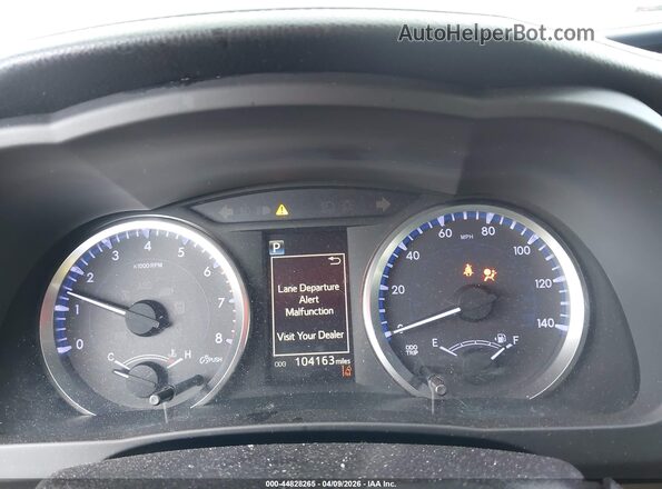 5TDZARFH2JS037085 2018 TOYOTA LE White Widok tylnych siedzeń