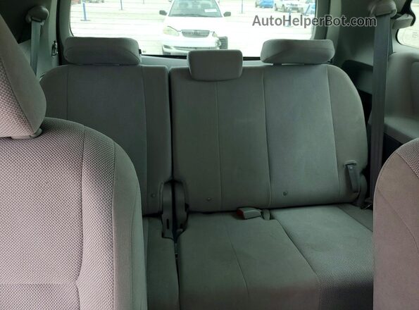 5TDZZ3DC5JS901978 2018 TOYOTA SIENNA Red Հետևի նստատեղերի տեսք