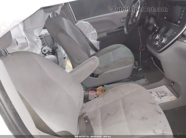 5TDZZ3DCXLS074076 2020 TOYOTA SIENNA Белый Вид салона спереди