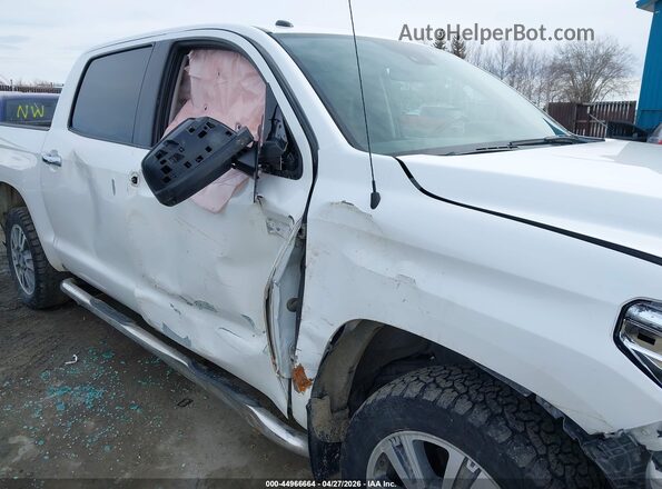 5TFAY5F19JX753397 2018 TOYOTA TUNDRA White Vista frontal