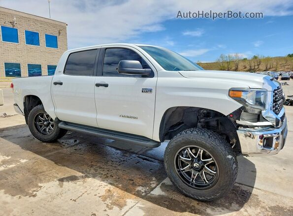 5TFDY5F17LX892282 2020 TOYOTA TUNDRA Белый Передняя правая четверть