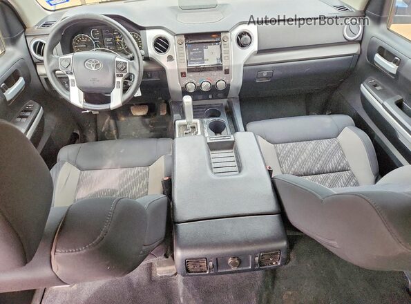 5TFEM5F17KX138152 2019 TOYOTA TUNDRA Blue Widok deski rozdzielczej