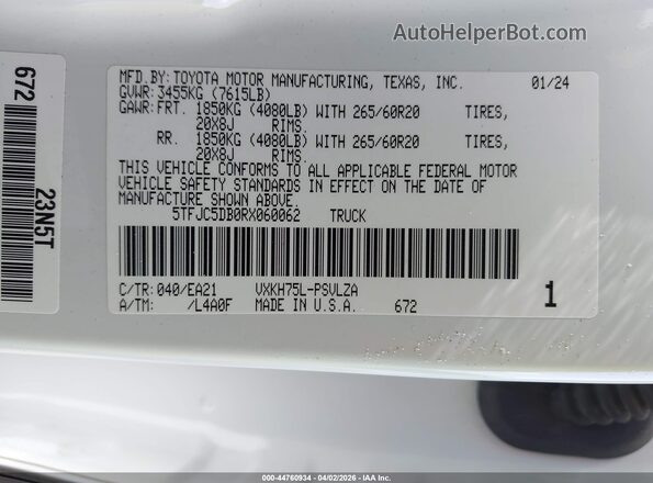 5TFJC5DB0RX060062 2024 TOYOTA LIMITED White ძრავის განყოფილების ხედი