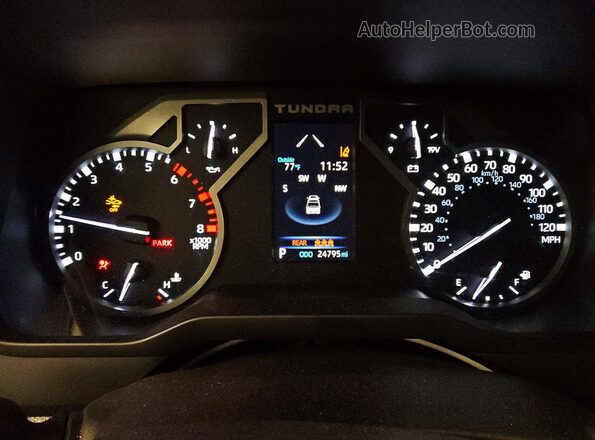 5TFKB5DB3SX311735 2025 TOYOTA TUNDRA Silver Widok zestawu wskaźników