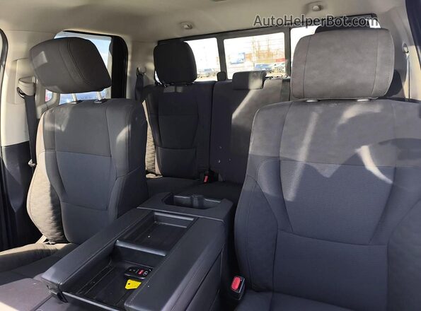 5TFKB5GD3RX002547 2024 TOYOTA TUNDRA White Widok tylnych siedzeń
