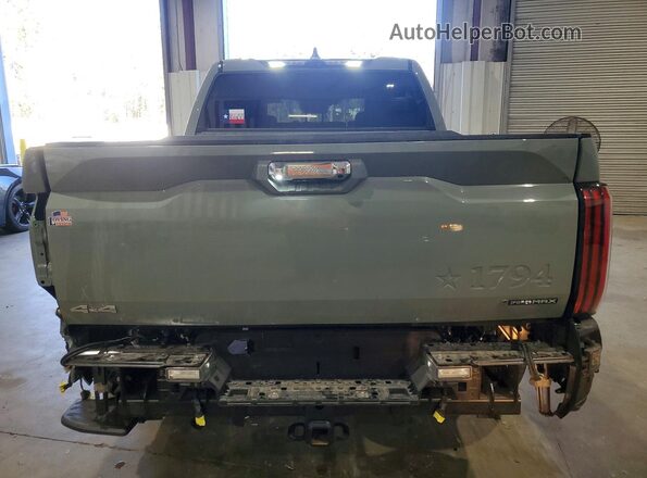 5TFMC5DBXTX114729 2026 TOYOTA TUNDRA Silver უკანა ხედი