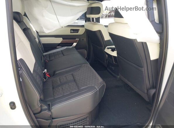 5TFVC5DB4PX018654 2023 TOYOTA TUNDRA HYBRID White Widok naklejki z numerem VIN