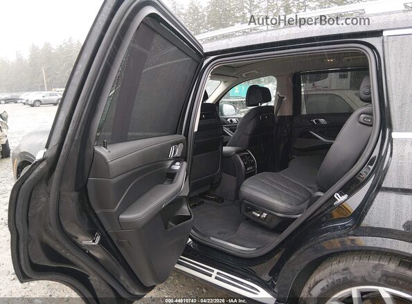 5UX23EM00R9V51026 2024 BMW X7 Черный Вид наклейки с VIN-кодом