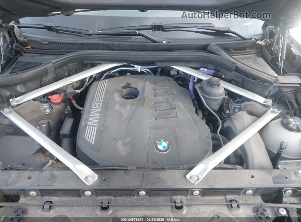 5UX23EM00S9W58440 2025 BMW X7 Серый Вид сзади