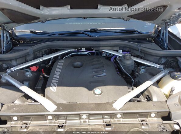 5UX23EM01P9N85182 2023 BMW X7 Gray უკანა ხედი