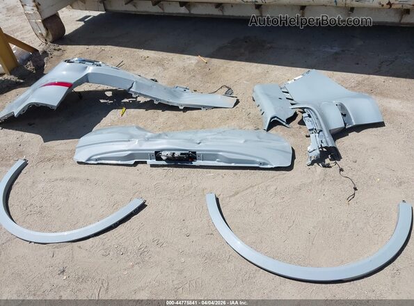 5UX23EM01P9N85182 2023 BMW X7 Gray წინა პანელის ხედი