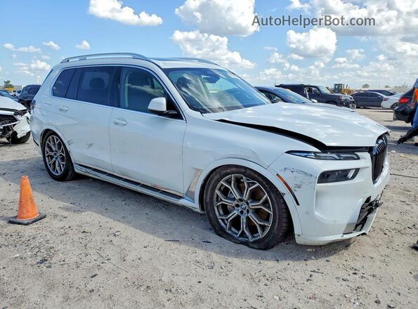 5UX23EM02S9X95637 2025 BMW X7 White Առջևի աջ