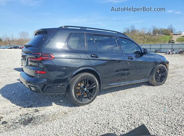 5UX23EM02T9025908 2026 BMW X7 Черный Задняя правая четверть