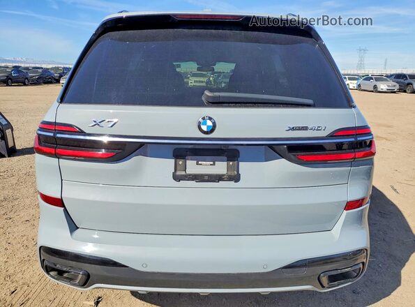 5UX23EM04P9N84656 2023 BMW X7 Gray Rear view