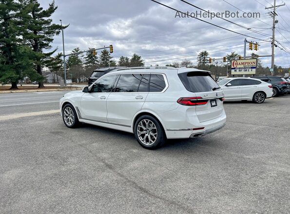 5UX23EM06P9R65571 2023 BMW X7 White Rear right