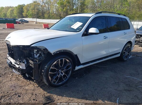 5UX23EM07S9W44955 2025 BMW X7 White Передня ліва чверть