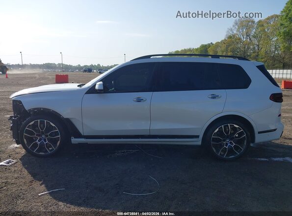 5UX23EM07S9W44955 2025 BMW X7 White 
