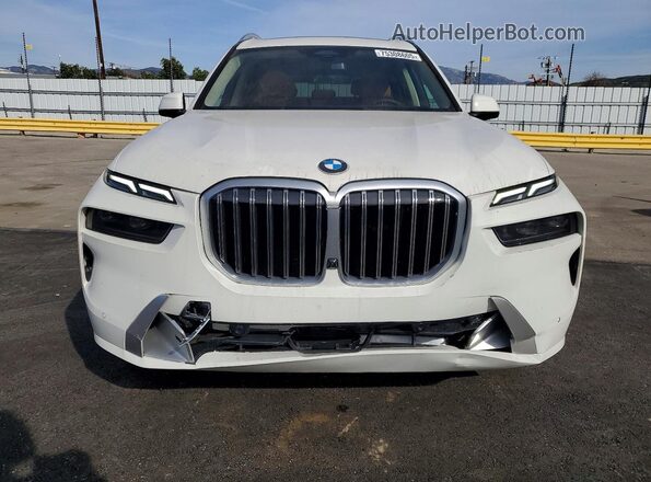 5UX23EM07T9160561 2026 BMW X7 White Вид спереду