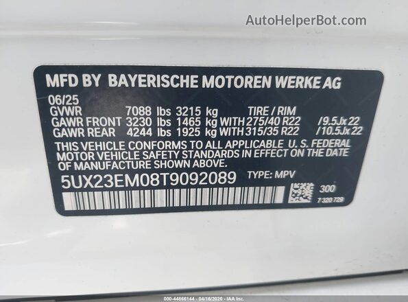 5UX23EM08T9092089 2026 BMW X7 White Widok komory silnika