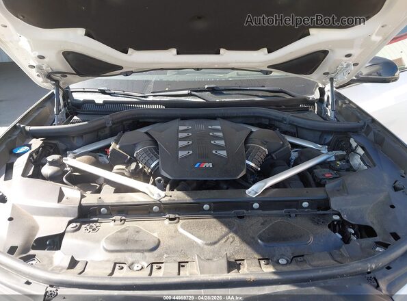 5UX33EM01P9R52117 2023 BMW X7 White Widok z tyłu