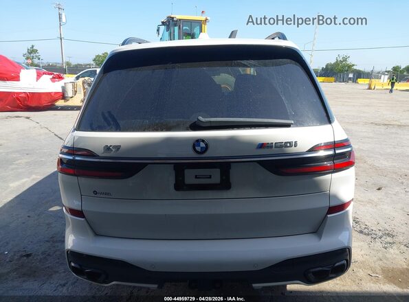 5UX33EM01P9R52117 2023 BMW X7 White 