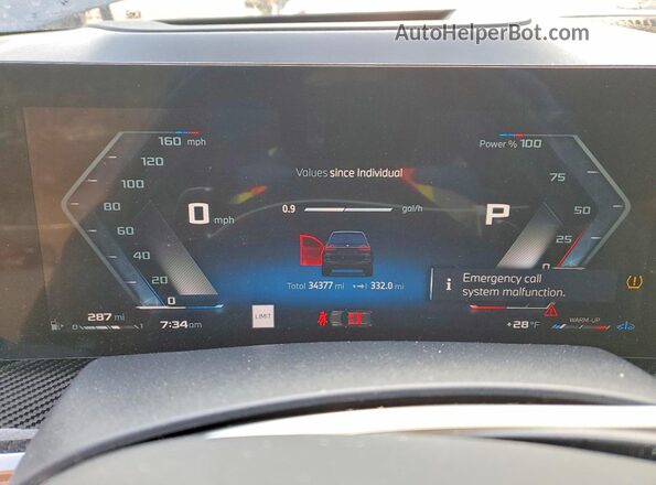 5UX33EM09R9S33863 2024 BMW X7 Black Instrument cluster view