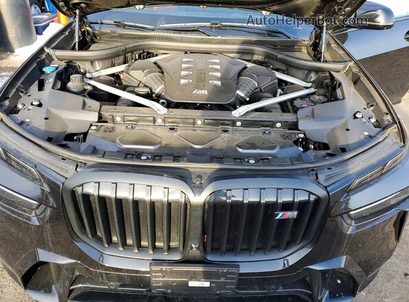 5UX33EM09R9S33863 2024 BMW X7 Black Engine compartment view