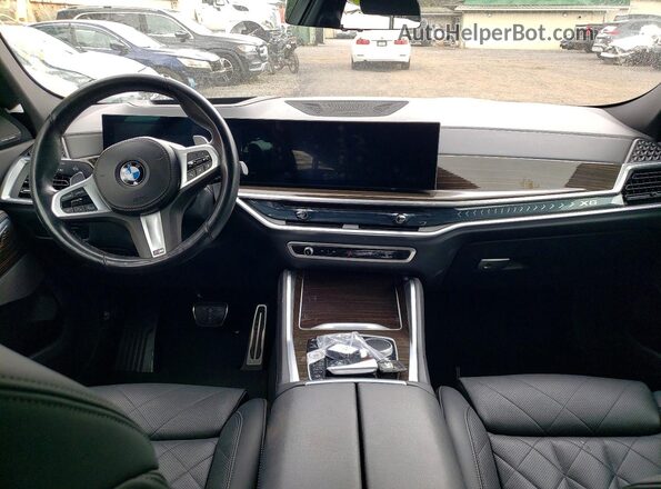 5UX33EX02S9X29007 2025 BMW X6 Black წინა პანელის ხედი