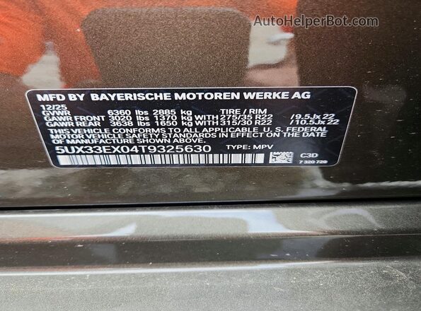 5UX33EX04T9325630 2026 BMW X6 Green Widok naklejki z numerem VIN